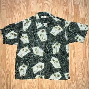 Tommy Bahama 100% Silk Hawaiian Mens Short Sleeve Button Down Shirt Size X-Large